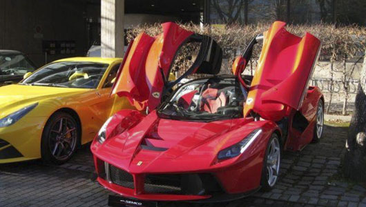 autodaily%20ferrari%20laferrari.jpg