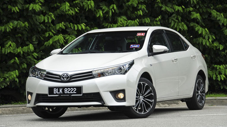 toyota-corolla-altis-2014 (1).jpg