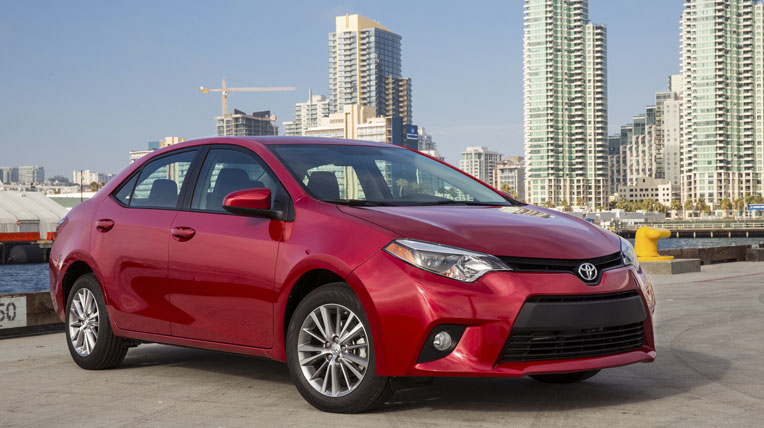 2014-toyota-corolla-right-front-angle.jpg