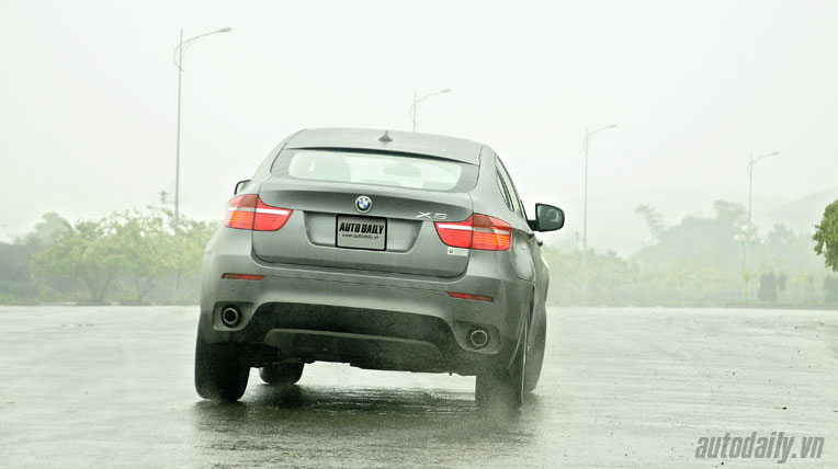 Autodaily-BMW-X6 (9).jpg