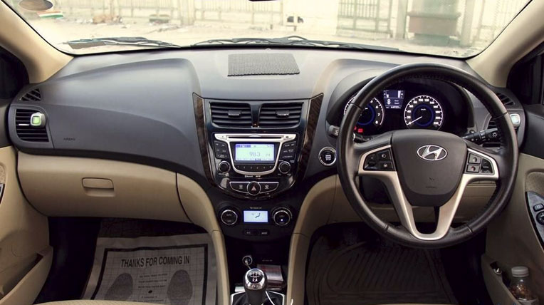 Hyundai-Verna-Shootout-Dashboard.jpg