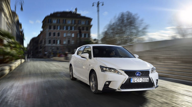 Lexus-CT-200h-19.jpg