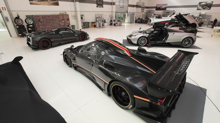 Pagani-Zonda-Revolution.jpg