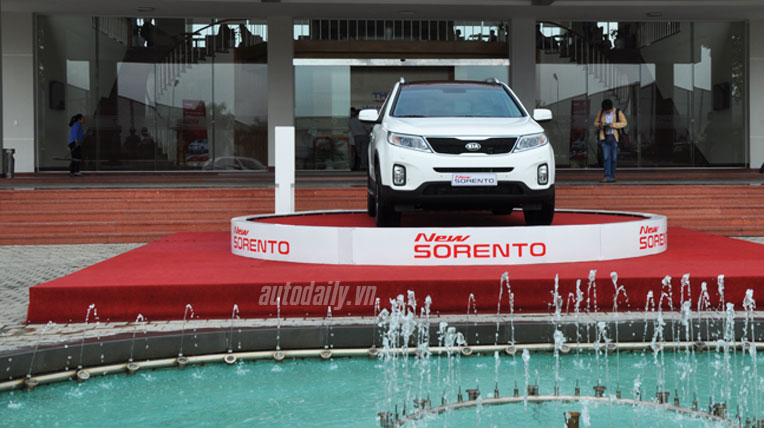 autodaily-kia-new-sorento%20(9).jpg