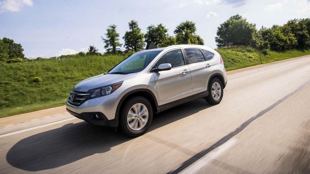 2014-honda-cr-v-fornt-three-quarter-in-motion-02.jpg