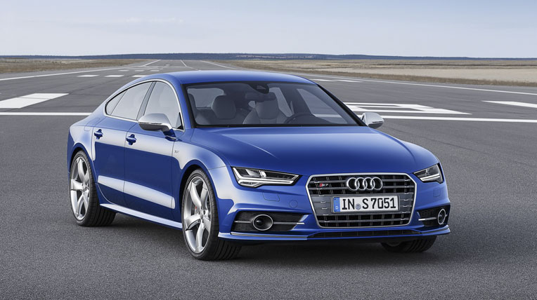 2015-Audi-S7-4.jpg