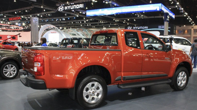 Chevrolet-Colorado-Bangkok-Motorshow-2014%20(3).jpg