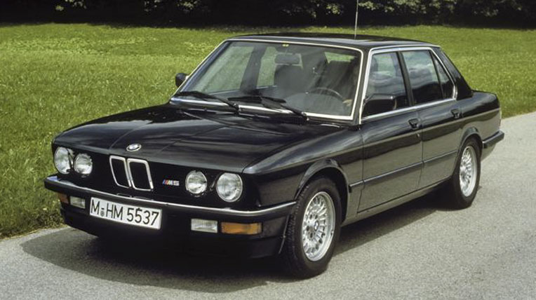 BMW sẽ tạo bất ngờ dịp kỷ niệm 30 năm M5
