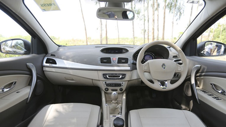 renault-fluence-2014%20(4).jpg