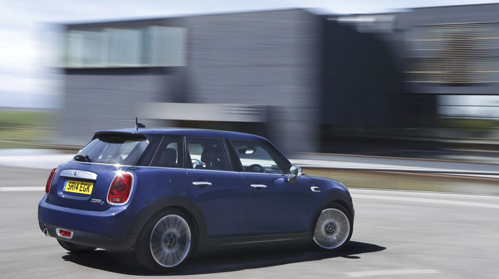 MINI-hatchback-five-doors%20(4).jpg