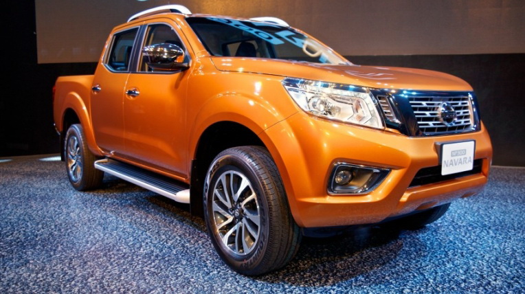 Nissan-Navara-2015%20(20)-1.jpg