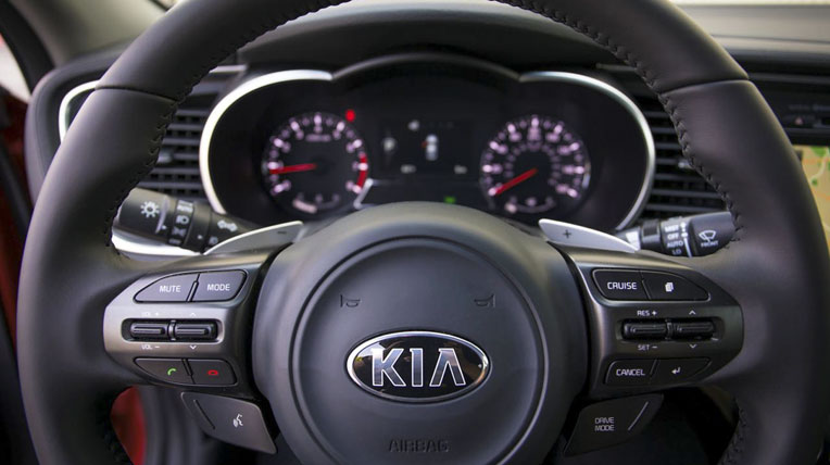 kia-optima-2015%20(8).jpg