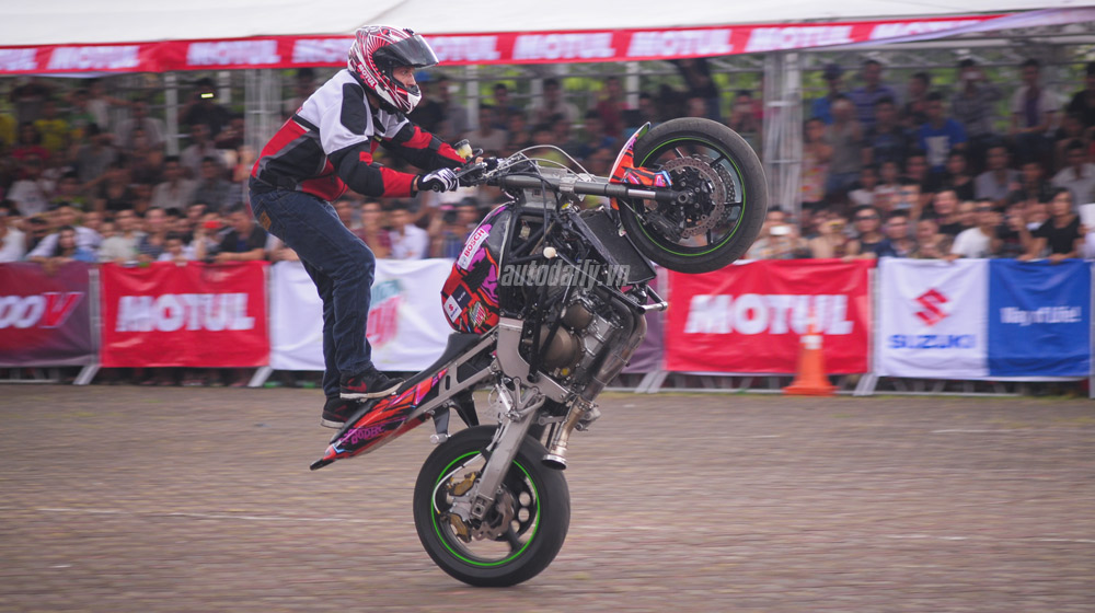 motul-stunt-fest-2014%20(1)-1-1.jpg