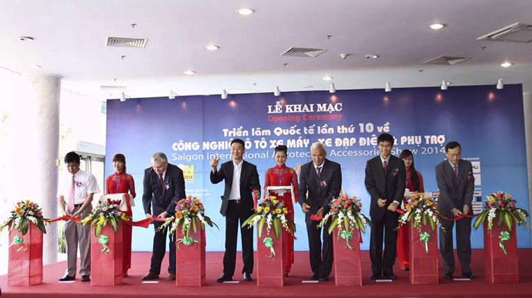 saigon-autotech-2014-1.jpg