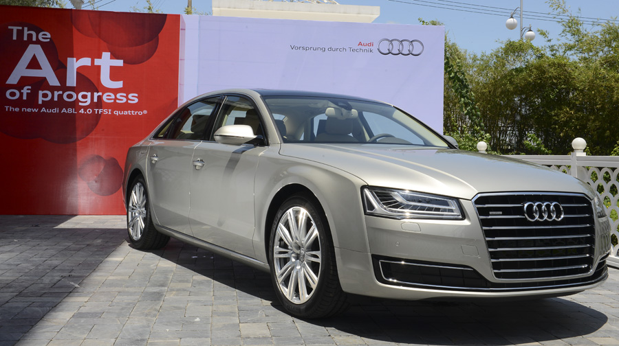 audi-a8l-2014%20(16).jpg