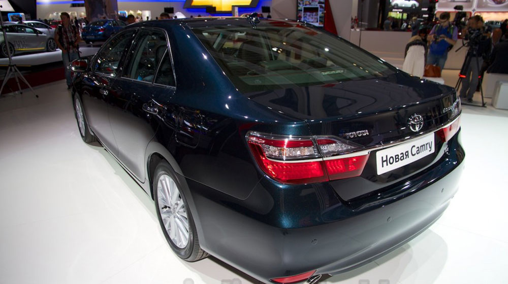 toyota-camry-2015-moscow%20(6).jpg