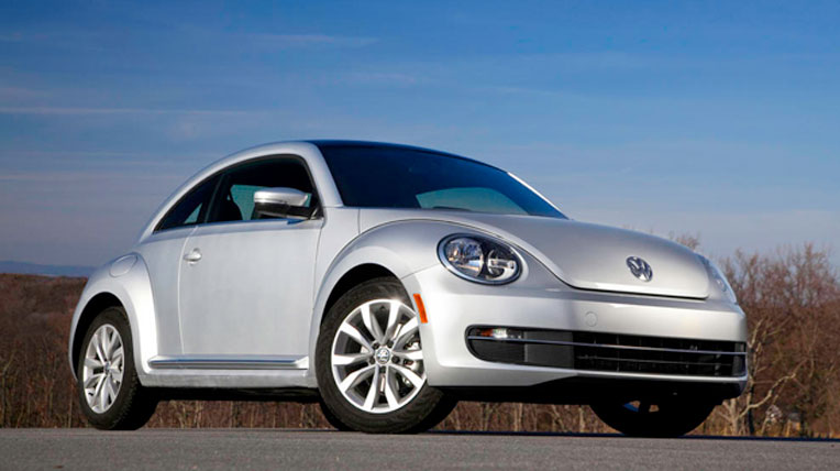 2013-VW-Beetle-TDI-parked.jpg