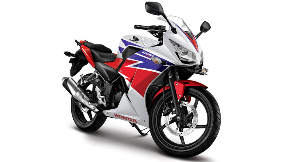 honda-cbr150r-2015%20(2).jpg