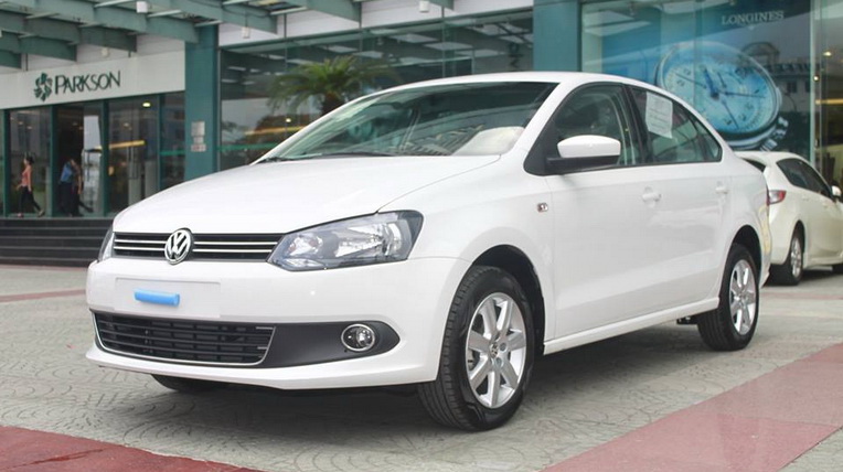 Volkwagen%20Polo%20(1).jpg