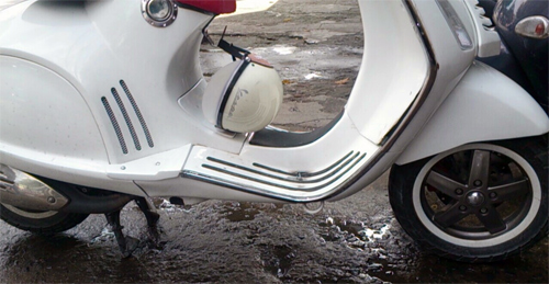 vespa-946-10-8730-1415432957.jpg