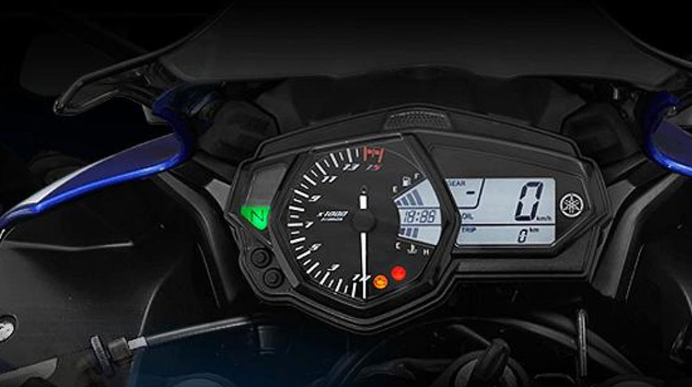 Yamaha-R25-Instrument-Cluster-Screen-Shot.jpg