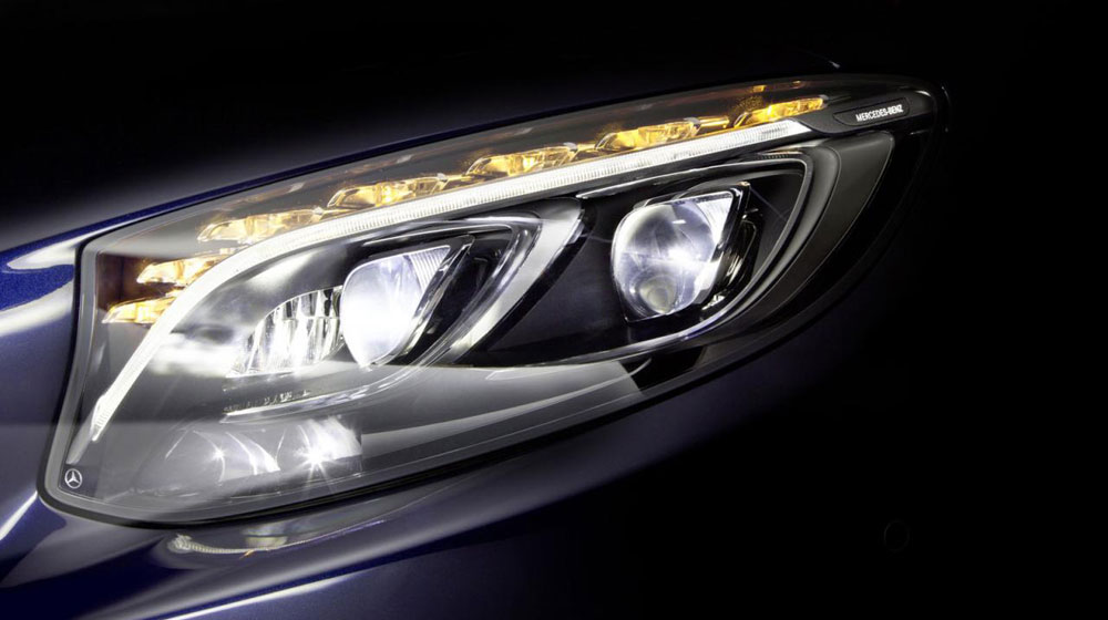 Mercedes-Benz phát triển đèn pha LED thế hệ mới