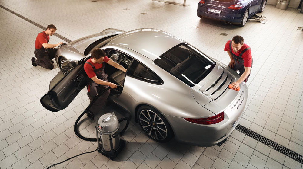 Làm đẹp xe Porsche bằng dịch vụ chính hãng