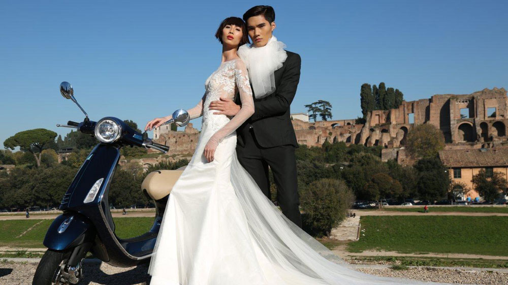 Vespa Primavera quyến rũ cùng  top 5 Vietnam’s Next Top Model 2014 tại Ý