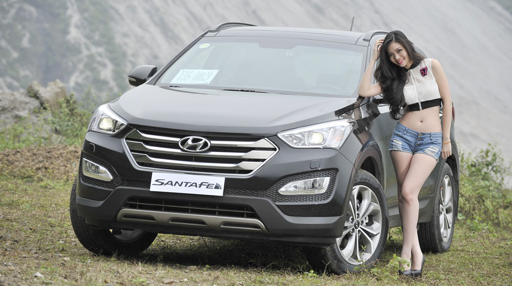 hyundai-santafe-2015%20(1).jpg