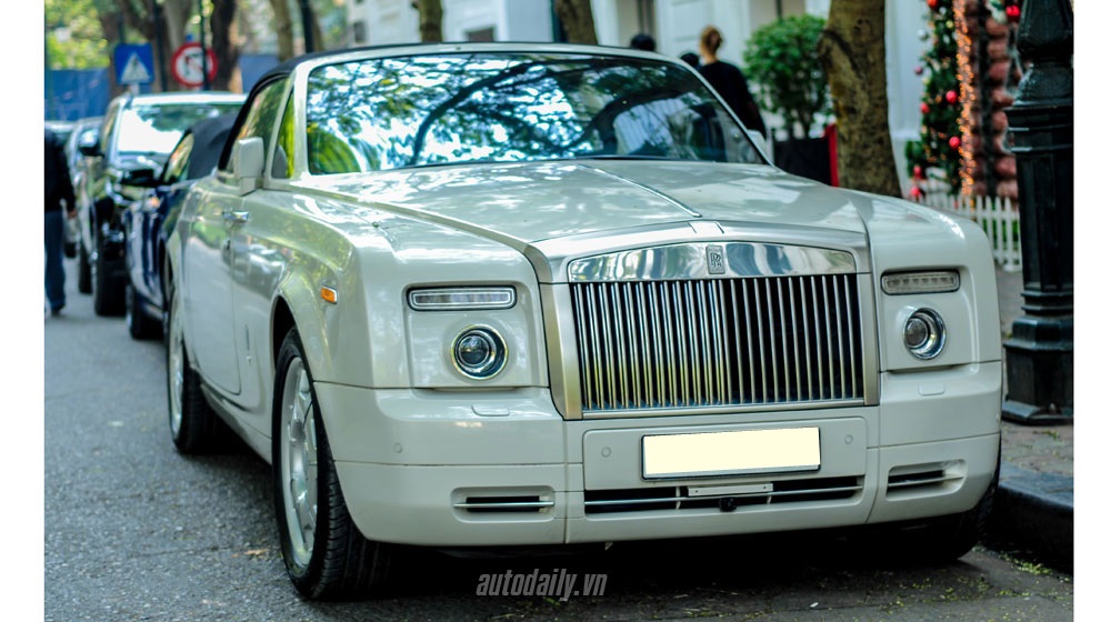 c%E1%BA%B7p%20%C4%91%C3%B4i%20rolls%20royce%20phantom%20(16).jpg