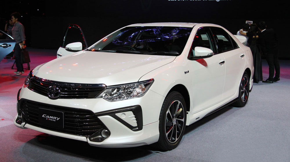 toyota-camry-2015-38.jpg