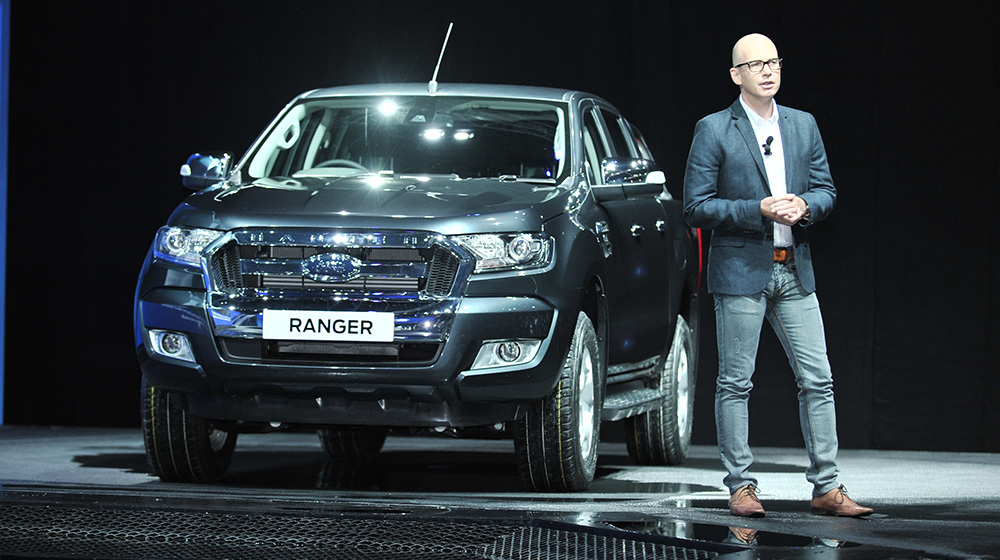 Video: Màn ra mắt ấn tượng của Ford Ranger 2015