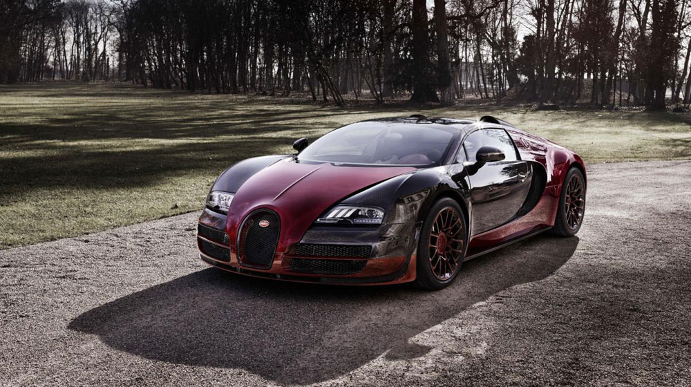 Video: Quá trình lắp ráp siêu xe Bugatti Veyron cuối cùng