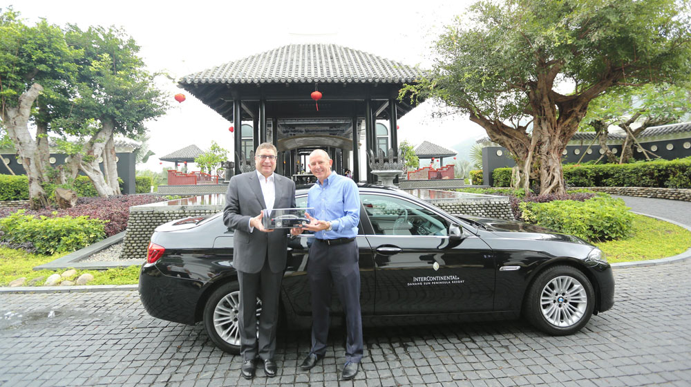 Euro Auto bàn giao BMW Series 5 cho Khu nghỉ dưỡng 5 sao tại Đà Nẵng