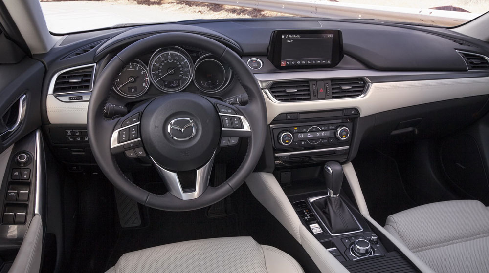 Mazda6 nằm trong top xe có nội thất đẹp nhất 2015