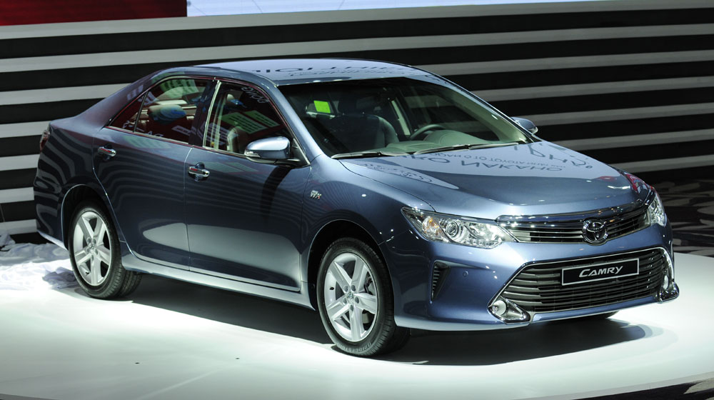 Chính thức ra mắt, Toyota Camry 2015 có giá từ 1,078 tỷ đồng