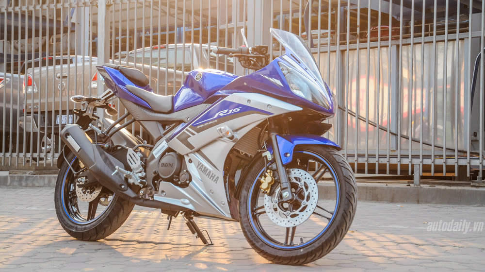 Soi chi tiết Yamaha R15 3.0 2015 vừa về Hà Nội