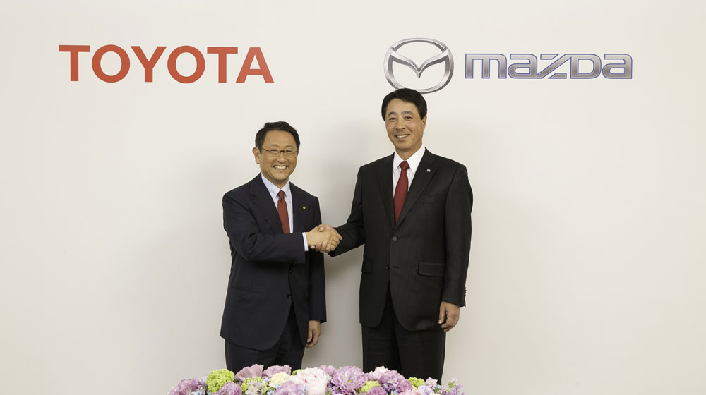 2015-ToyotaMazda-01.jpg