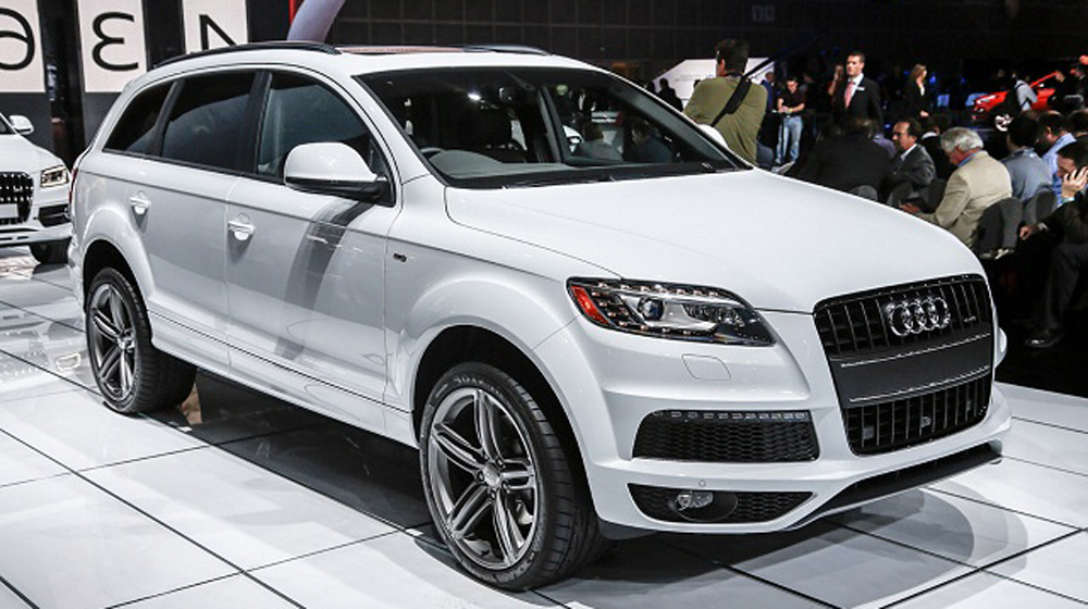 2014-AUDI-Q7-front-view1.jpg