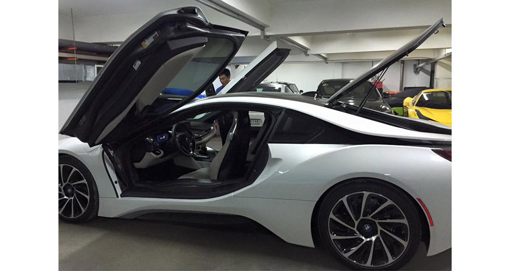 BMW-I8.jpg