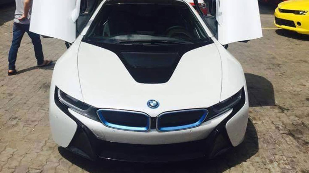 bmw-i8-2.jpg