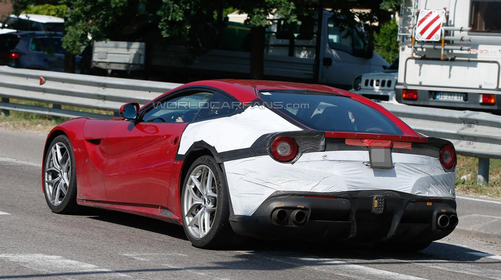 ferrari-F12-GTO-2.jpg