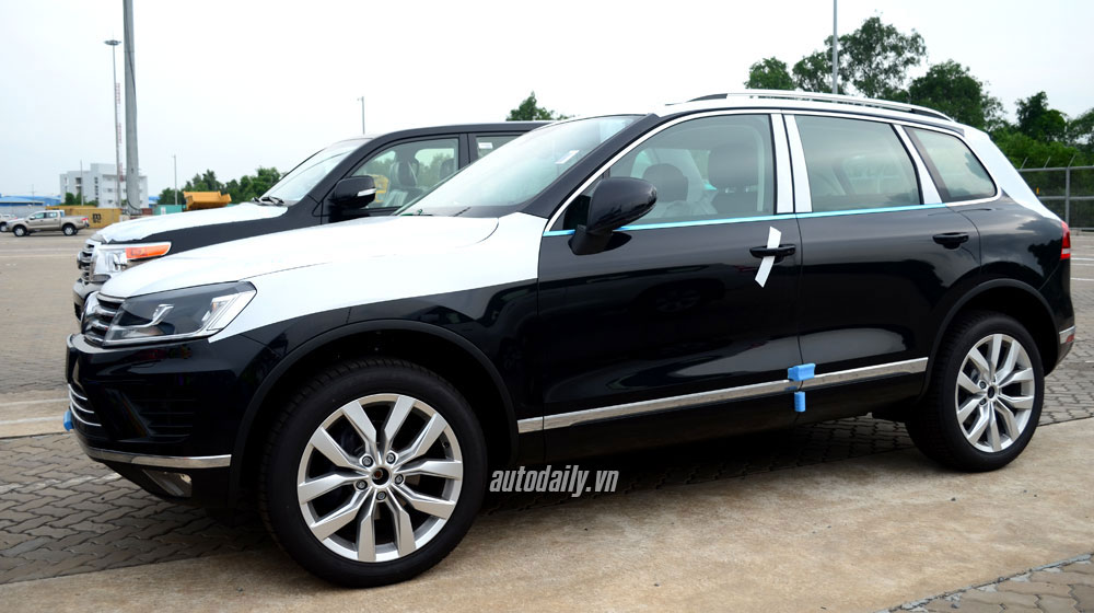 volkswagen-touareg-2015%20(1)-1.jpg