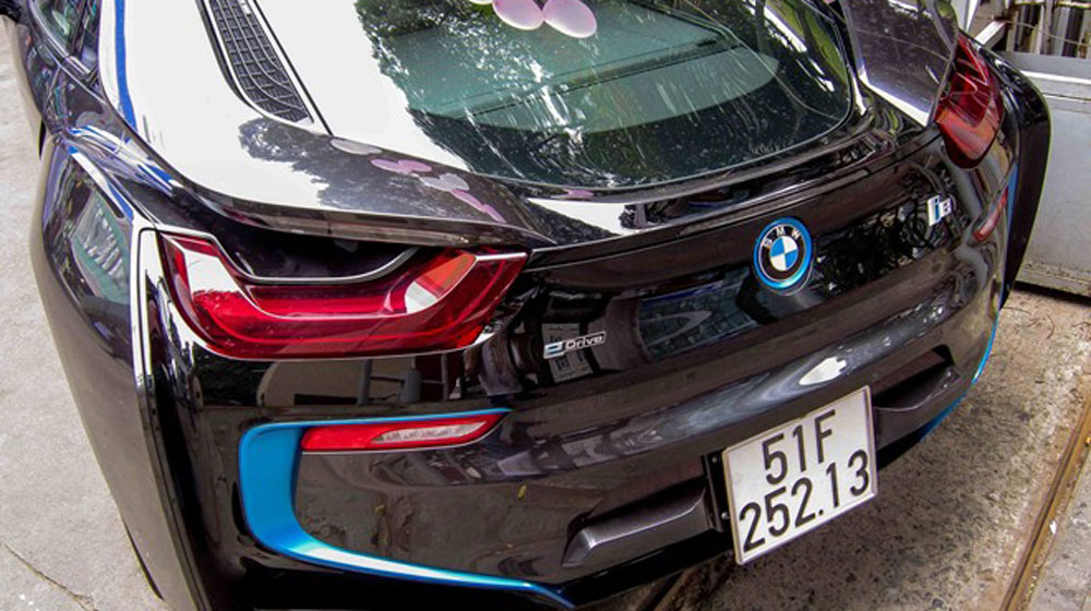 BMW_i8_Vietnam_Phan_Thanh_6.jpg