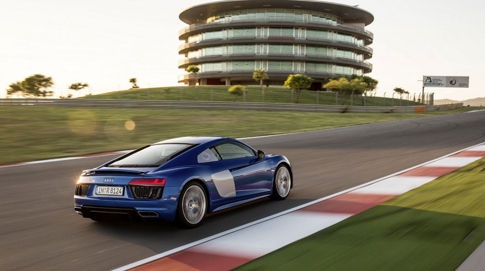 2015-AudiR8V10Plus-04.jpg