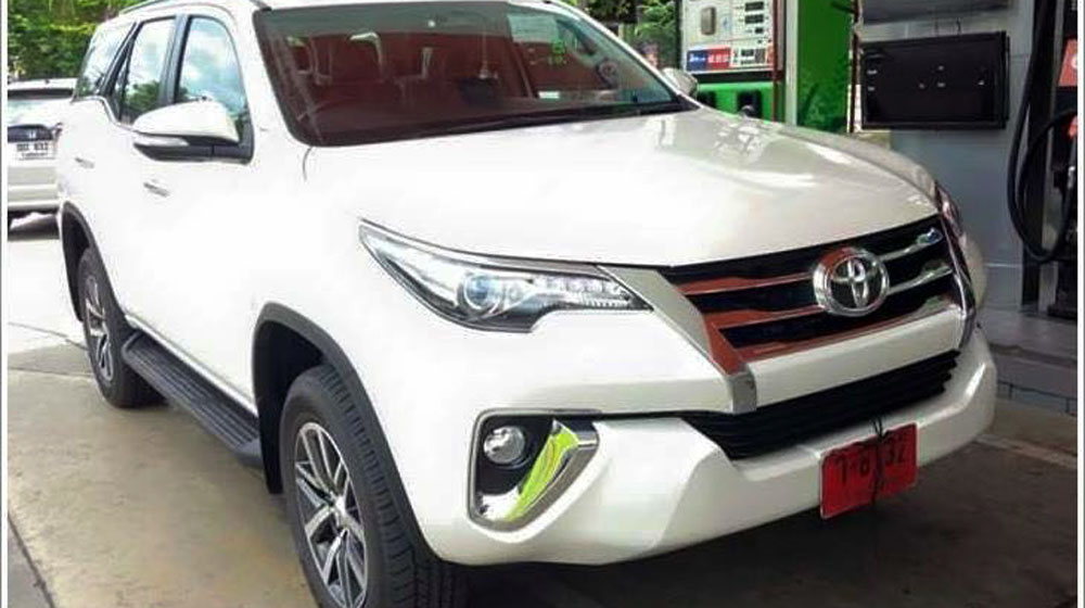 anh-toyota-fortuner-2016%20(1).jpg