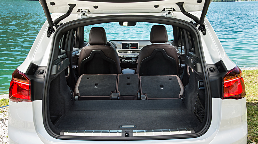 2016-BMW-X1-83%20copy.jpg