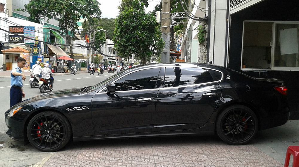 Maserati%20Quattroporte%20SQ4%202015%20%20(5).jpg