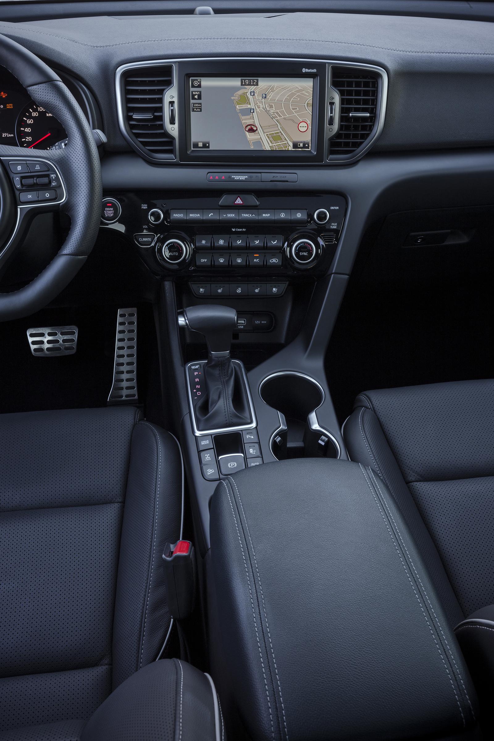 Kia_Sportage_2016%20(3).jpg