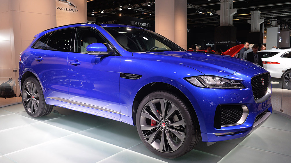 Jaguar F-Pace (2).jpg